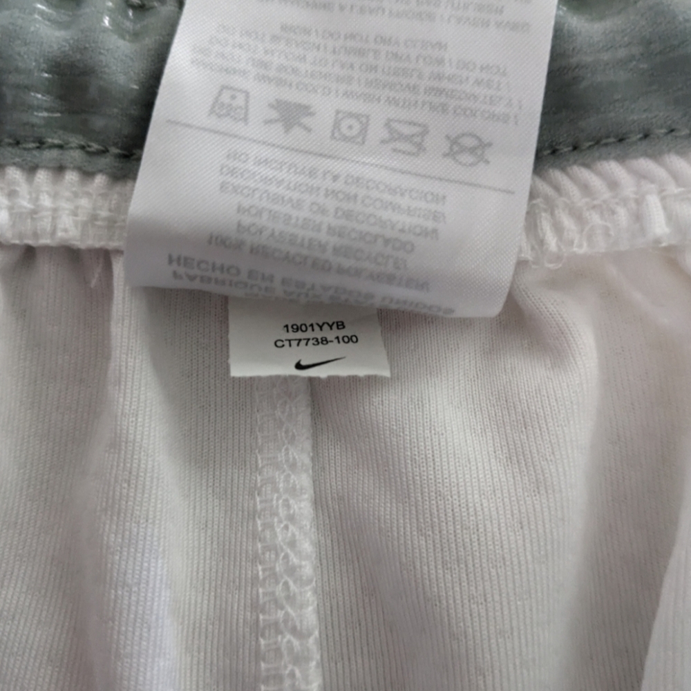 Nike Made in USA FIBA Men Large White and Blue Shorts New With No Tags 052025 - Picture 5 of 9